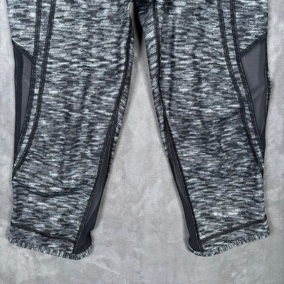 Lululemon Inspire Crop II Black White Space Dye Capri Leggings Size 4 - Picture 2 of 5